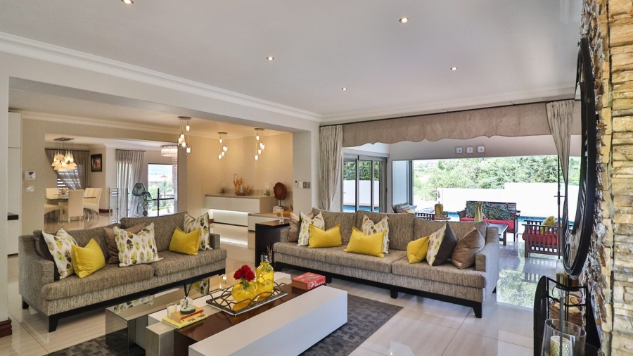 6 Bedroom Property for Sale in Birdwood Estate North West